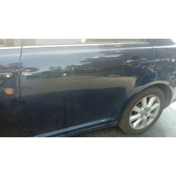 toyota avensis berlina (t25) del año 2004