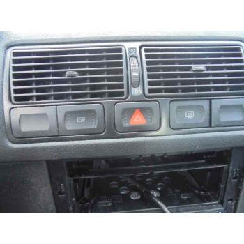 volkswagen golf iv berlina (1j1) del año 2002