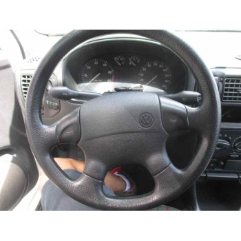 volkswagen polo berlina (6n1) del año 1999