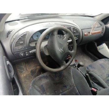 citroën xsara berlina del año 2001