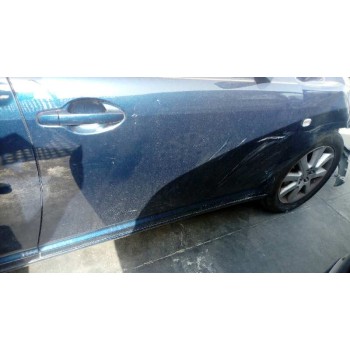 toyota avensis berlina (t25) del año 2004