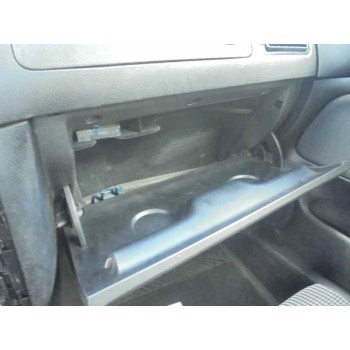 volkswagen golf iv berlina (1j1) del año 2002