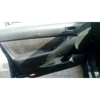 toyota avensis berlina (t25) del año 2004