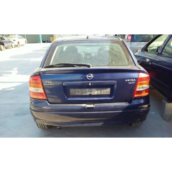 opel astra g berlina del año 2002