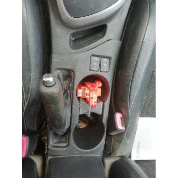 toyota auris del año 2014