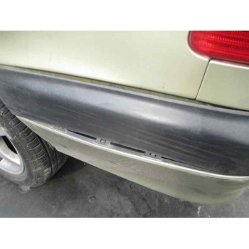 toyota avensis berlina (t 22) del año 2001