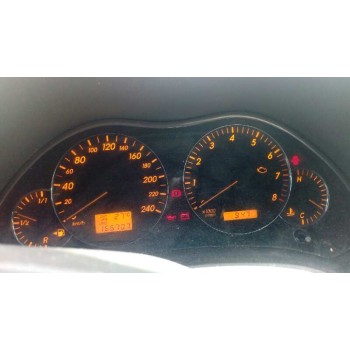 toyota avensis berlina (t25) del año 2004