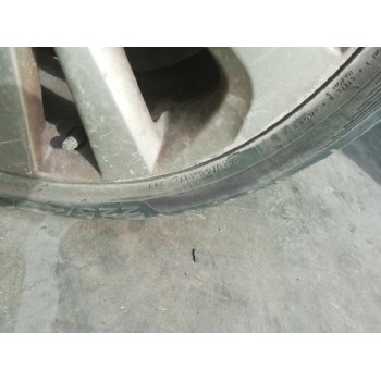 toyota auris del año 2014