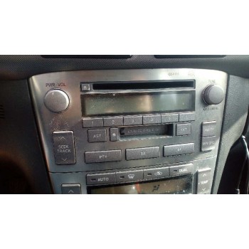 toyota avensis berlina (t25) del año 2004