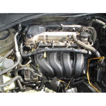 toyota avensis berlina (t 22) del año 2001