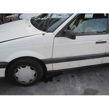 volkswagen passat berlina (312) del año 1990