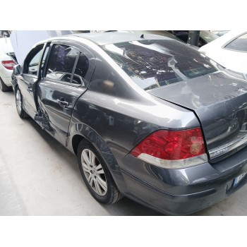 opel astra h (a04) del año 2010