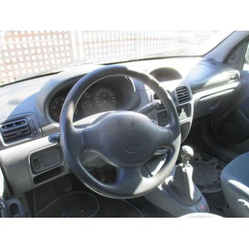 renault clio ii fase i (b/cbo) del año 2000