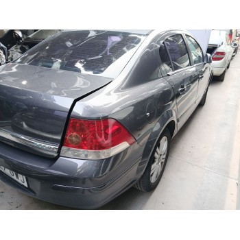 opel astra h (a04) del año 2010