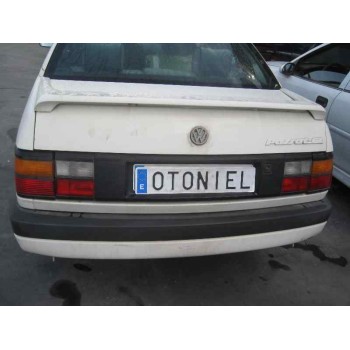 volkswagen passat berlina (312) del año 1990