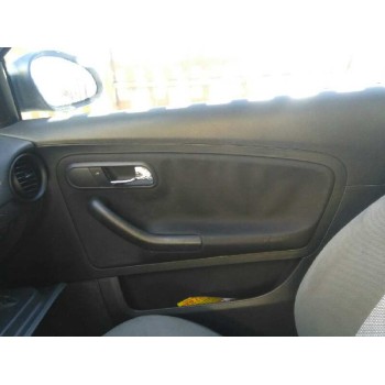 seat ibiza (6l1) del año 2002