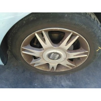 seat ibiza (6l1) del año 2002