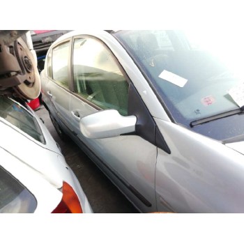 renault megane ii classic berlina del año 2004