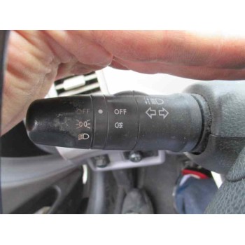 nissan primera berlina (p12) del año 2002