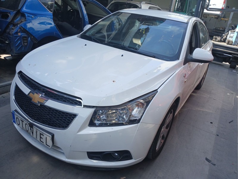 CHEVROLET CRUZE (J300)