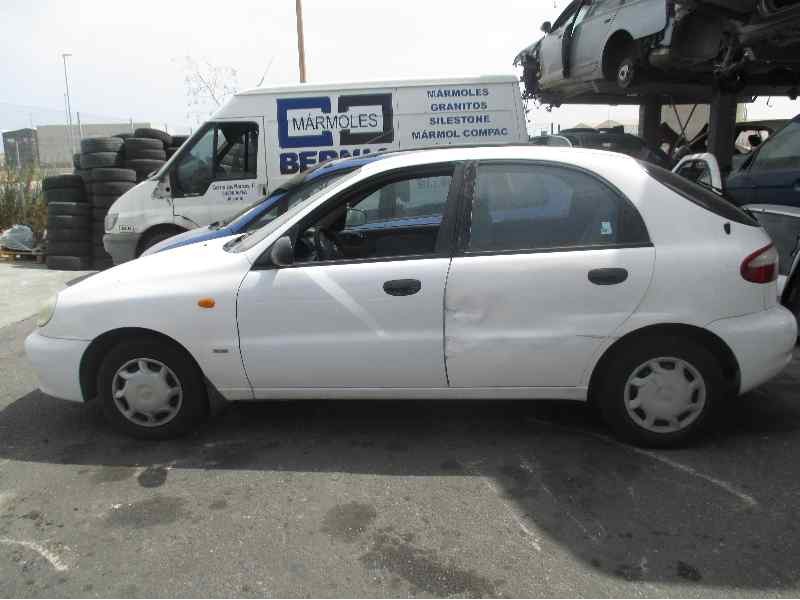daewoo lanos del año 1999