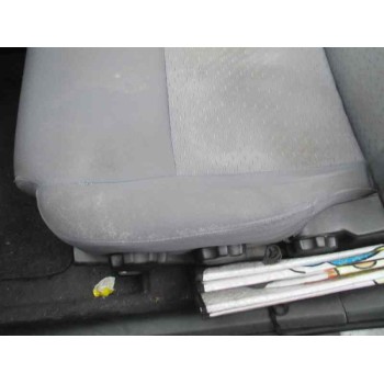 nissan primera berlina (p12) del año 2002