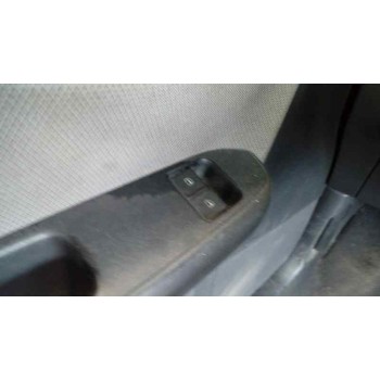 seat ibiza (6l1) del año 2004