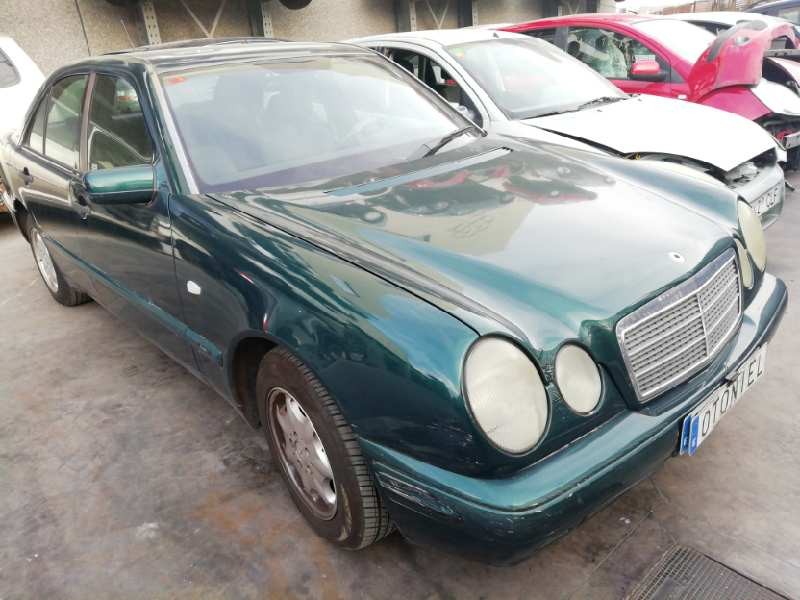 MERCEDES-BENZ CLASE E (W210) FAMILIAR