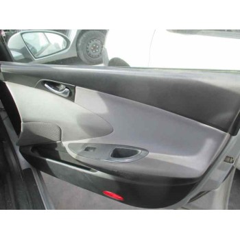 nissan primera berlina (p12) del año 2002