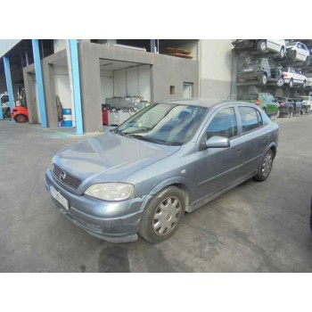 opel astra g berlina del año 2004
