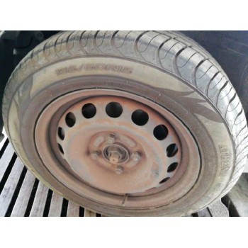 volvo v40 familiar del año 2003