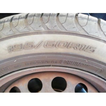 volvo v40 familiar del año 2003