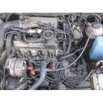 volkswagen passat berlina (312) del año 1990