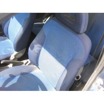 lancia lancia y del año 2001