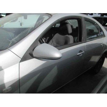 nissan primera berlina (p12) del año 2002