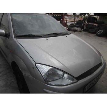 ford focus berlina (cak) del año 2000