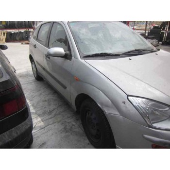 ford focus berlina (cak) del año 2000