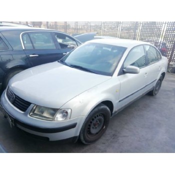 volkswagen passat berlina (3b2) del año 1999