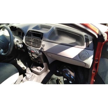 fiat punto berlina (188) del año 2001