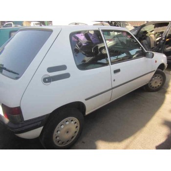 peugeot 205 berlina del año 1997