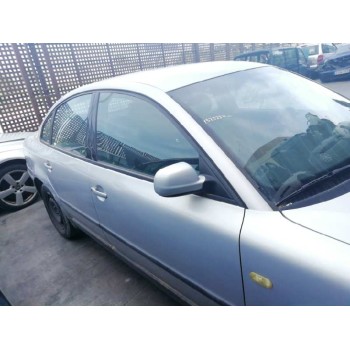 volkswagen passat berlina (3b2) del año 1999