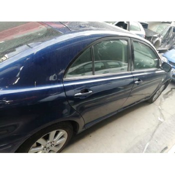 toyota avensis berlina (t25) del año 2004