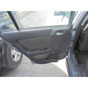 opel astra g berlina del año 2004