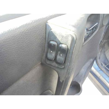 opel astra g berlina del año 2004