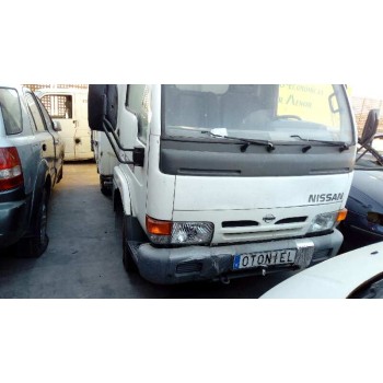 nissan cabstar del año 2000