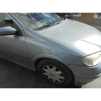 opel astra g berlina del año 2004