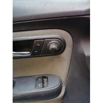 seat ibiza (6l1) del año 2003