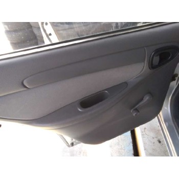 daewoo lanos del año 2002