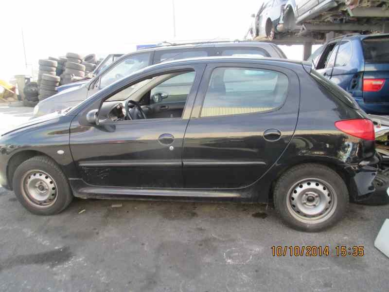 peugeot 206 berlina del año 2003