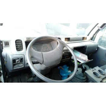 nissan cabstar del año 2000